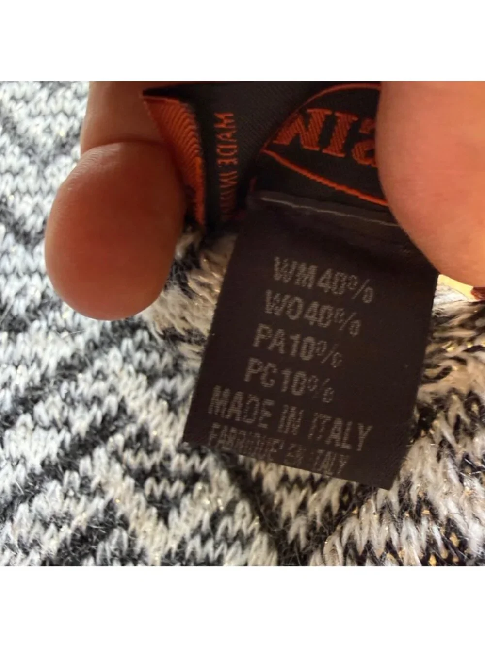 Missoni Italy Unisex Wrap Scarf Black White Chevron Wool Blend Fringe 86 x14 in